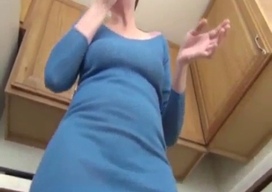 Mom in black panties shows off her hungry cunt